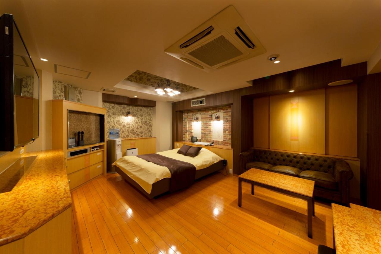 Hotel Luna Ikeda (Adults Only) Ikeda (Osaka) Exterior foto